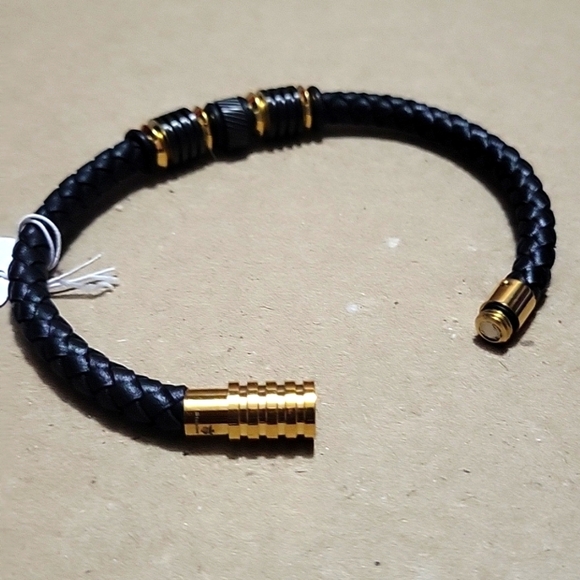 Men's Braided Leather Gold Over Stainless Steel Bracelet - Picture 4 of 5